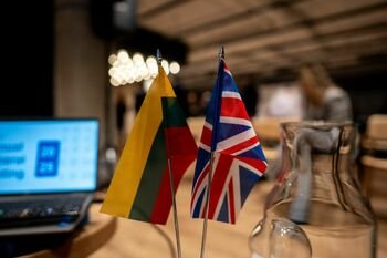 BCCL: Tiesioginių skrydžių į Londono sičio oro uostą atšaukimas – ekonomikos politikos nenuoseklumo pavyzdys (Atnaujinta)