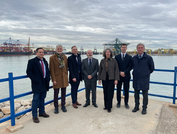 Klaipėdos uostas plečia tarptautinius ryšius: stiprinamas bendradarbiavimas su Valensijos uostu