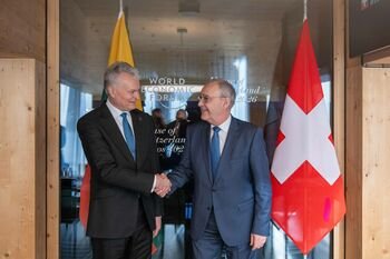 Šalies vadovas Davose susitiko su Šveicarijos Prezidentu Guy Parmelinu