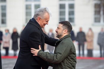 Prezidentas susitikime su Ukrainos vadovu: Lietuva visada išliks tarp aktyviausių Ukrainos rėmėjų