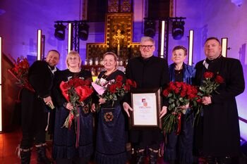 Agluonėnai pradėjo kultūros sostinės metus ir įteikė Ievos Simonaitytės premiją