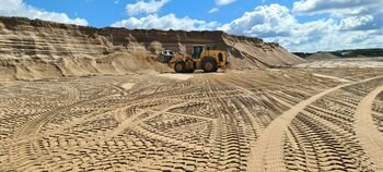 Lietuvos karjerų asociacija: šalies karjerų plotų apribojimas smarkiai pabrangins statybas ir juntamai paveiks ekonomiką