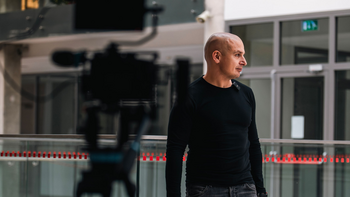 Kodėl milijoninės video peržiūros dažnai reiškia nulines pajamas ir kaip nepatekti į „cirko“ spąstus?