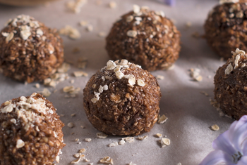 Po švenčių norisi lengvesnių desertų? 5 nebrangūs ir lengvai pagaminami augaliniai skanėstai