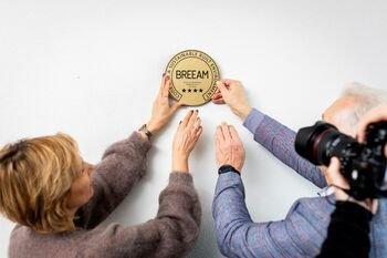 Vilnius – pirmasis Baltijos šalyse: BREEAM sertifikatai pirmą kartą suteikti viešojo sektoriaus mokyklai ir darželiui