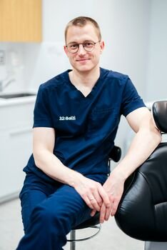 Daugiau aiškumo – mažiau baimės: ką verta žinoti apie chirurginį dantų gydymą