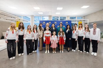 D. Nausėdienės ir Karalienės Mary dėmesys – Ukrainos vaikams