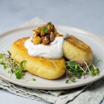 Nuo „tofinienės“ iki žemaičių blynų: augalinės mitybos ekspertai kviečia neapsiriboti sausio iššūkiu