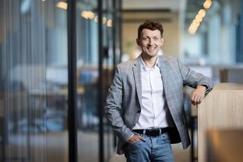 „Civinity“ užbaigė „Valandinio“ įsigijimą: platforma ruošia brigadų sprendimus ir taikosi į plėtrą užsienyje