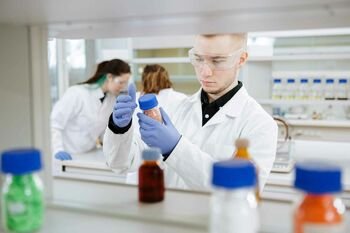 KU jungiasi prie Europos vandenilio platformos: stiprės studijos, tyrimai ir partnerystės