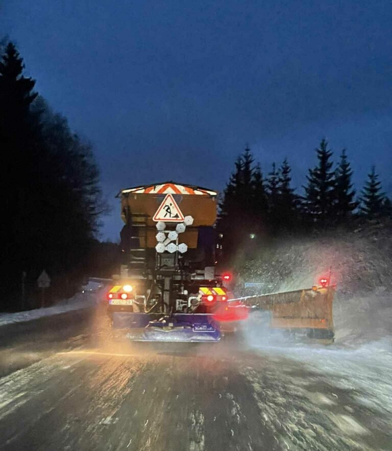 Kelininkai pasidalijo, kokios eismo sąlygos laukia