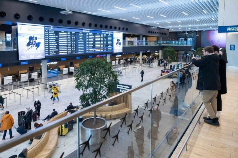 Visų laikų rekordas – Lietuvos oro uostai per metus aptarnavo 7,16 mln. keleivių