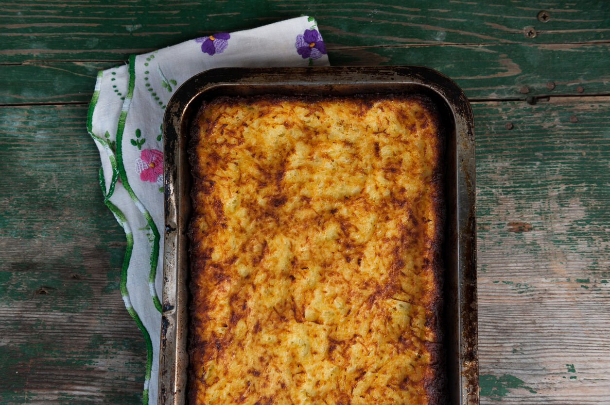 Nostalgiški ir pigūs bulvių patiekalai sušildys žvarbią žiemą: švilpikai, šilkinė košė ir kugelis su grybais