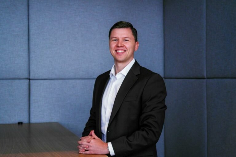 Naujas sukčių taikinys – jūsų telefonas: kaip apsisaugoti?