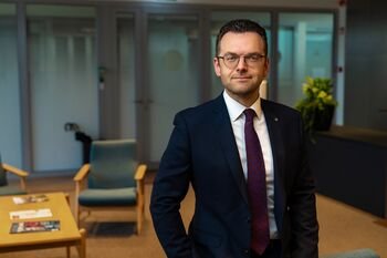 Kodėl Estija sustabdė mokesčių tarifų augimą, o Lietuva – ne?