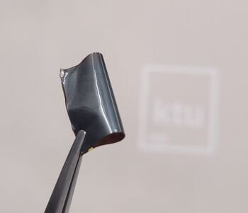 KTU mokslininkų žingsnis į kosmoso pramonę: kuria radiacijai atsparių, lanksčių saulės elementų technologiją mažiesiems palydovams