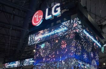 LG nustatė naują komercinių ekranų inovacijų standartą parodoje „ISE 2026“