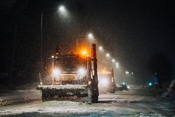 Panevėžyje – didžiausia šios žiemos sniego danga: AB „Panevėžio specialus autotransportas“ dirba sustiprintu režimu