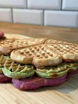 D. Filmanavičiūtė dalijasi trispalvių blynų receptu: tiks ir Valentino dienai, ir Vasario 16-ajai, ir Užgavėnėms