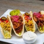 Trendinis „sticky pork“ patiekalas namuose: išbandykite patys