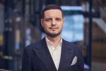 Simonas Norbutas: Elektromobilių populiarumas didėtų, jei daugiau gyventojų tiesiog juos išbandytų