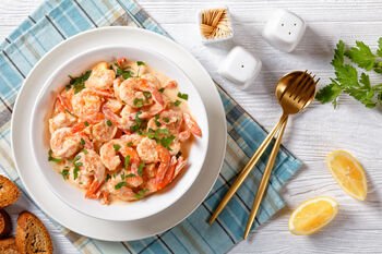 3 internautus sužavėję receptai su žuvimi ir krevetėmis: pigu, maistinga ir skanu