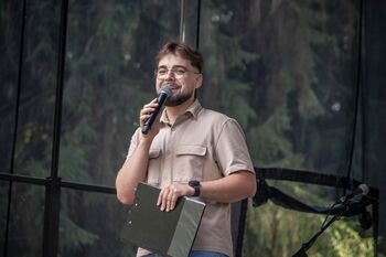 Penktoje klasėje priėmė sprendimą, kurio daugelis bijo iki šiol: taps mokytoju ir grįš ten, kur jų labiausiai trūksta