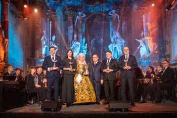 Vilniuje įteikti nacionaliniai kultūros apdovanojimai „Auksiniai Feniksai“