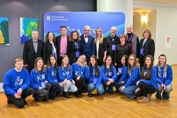 Šiemet teatrų festivalis „Aitvarai“ pakilo labai aukštai – kvietė į 12 valandų teatro maratoną