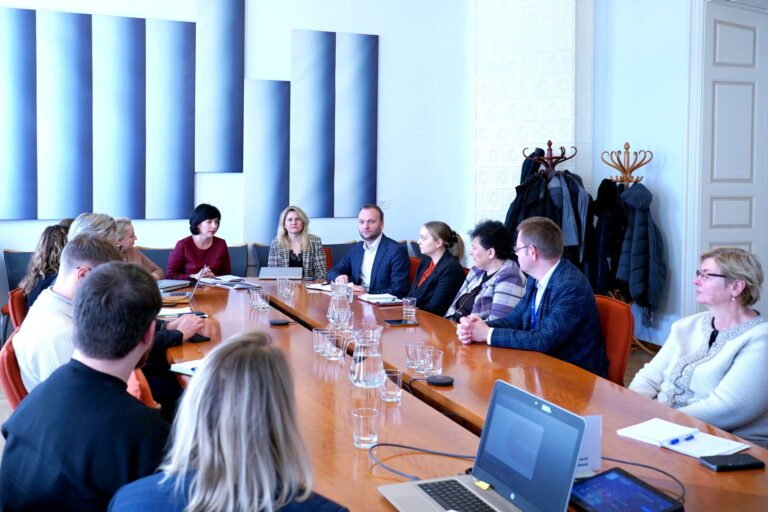 Ilgalaikė tautinių mažumų būklės stebėsena leis nuosekliai vertinti tautinių mažumų politikos efektyvumą (Atnaujinta)