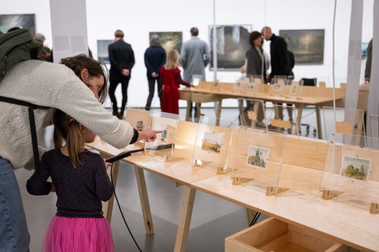 Atsisveikinant su paroda „Neįprastai daug šakelių“: renginių programa LNDM Nacionalinėje dailės galerijoje