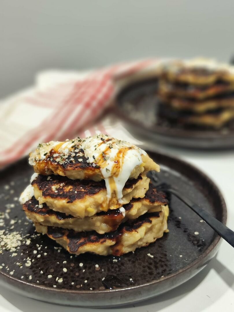 Užgavėnėms – netikėti blynai su obuolių sultimis