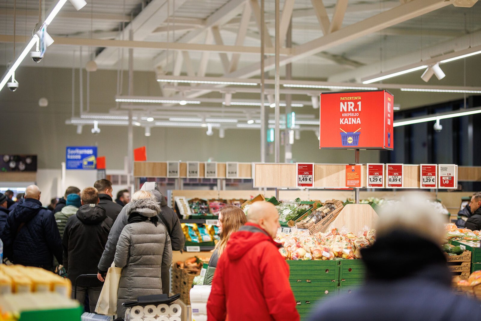 Ne akcija, o nauja kaina: „Lidl“ viso jau sumažino kainas daugiau nei 200 prekių