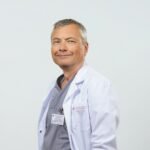 Vilniaus miesto klinikinėje ligoninėje – išskirtinė operacija:  beveik 3 kg svėręs iššūkis įveiktas be atviros chirurgijos