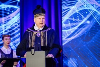 LSMU antrajai kadencijai inauguruotas rektorius profesorius akademikas Rimantas Benetis (Atnaujinta)