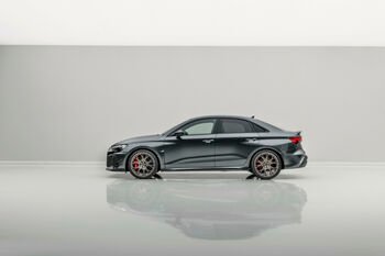 „Audi“ pristato „RS 3 competition limited“ – išskirtiniausią visų laikų RS 3