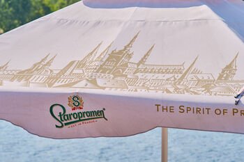 Čekišką „Staropramen“ Lietuvoje platins „Švyturys-Utenos alus“