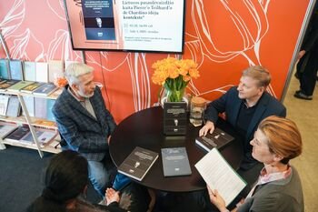 Teilhard’o idėjos technologijų amžiuje: tarp evoliucijos, sąmonės ir tikėjimo