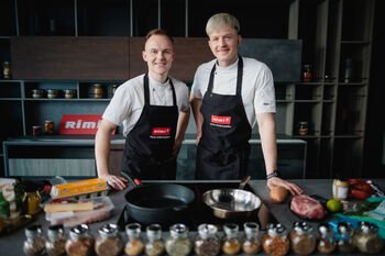 Mėsos nepasigesite: šefai siūlo salotas, kurios tiks ir šventei, ir kasdienai