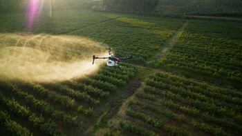 Kai pasaulis svyruoja – technologijos stabilizuoja: kaip modernus žemės ūkis mažina priklausomybę nuo kuro kainų