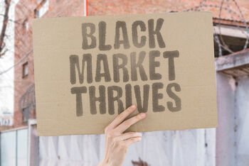 Tyrimas: kontrabandinių cigarečių rinka stiprėja regionuose ir keičia veikimo modelį