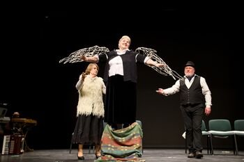 Kuršėnuose – netradicinė Teatro diena: spektakliai persikėlė į skirtingas erdves