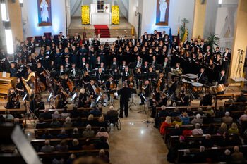 Dvasinė kelionė šviesos link. Prasideda 43-iasis festivalis RESURREXIT