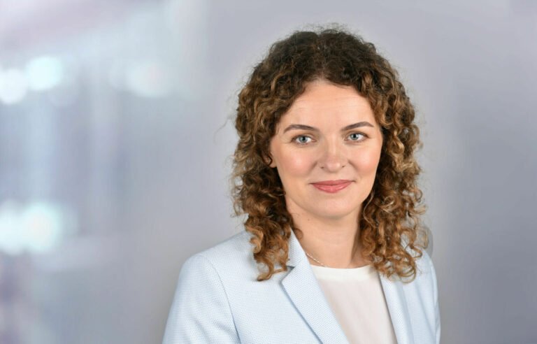 Lietuvos banko sprendimą panaikinti „Majestic Financial UAB“ veiklos licenciją teismas pripažino neteisėtu: pritaikyta poveikio priemonė – per griežta ir neproporcinga