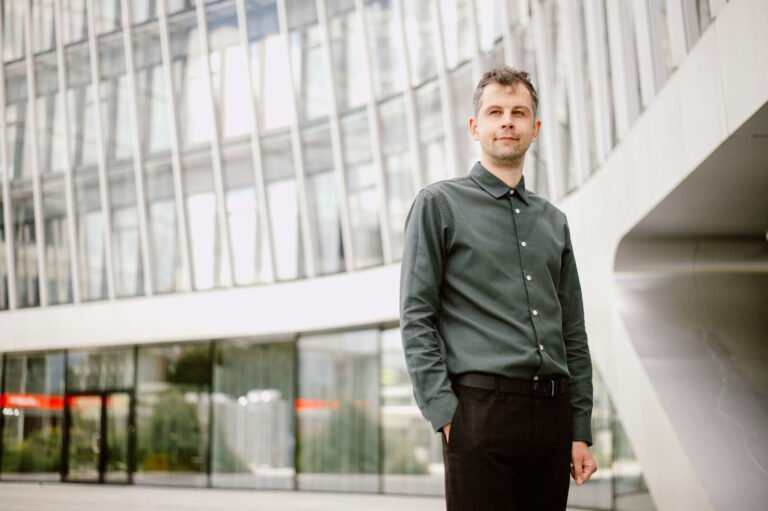 „Tele2“ ir GCI įkurtai mobiliojo ryšio bokštų valdymo bendrovei vadovaus E. Stankevičius