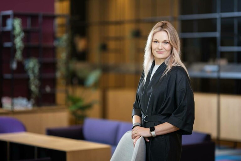 Ekspertė atsako: ar imti vartojimo paskolą vestuvėms ir kelionėms?