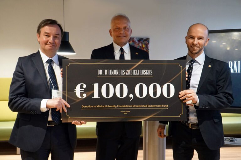 Diasporos parama tęsiasi: iš dr. R. Zabieliausko – 100 tūkst. eurų Vilniaus universiteto fondui