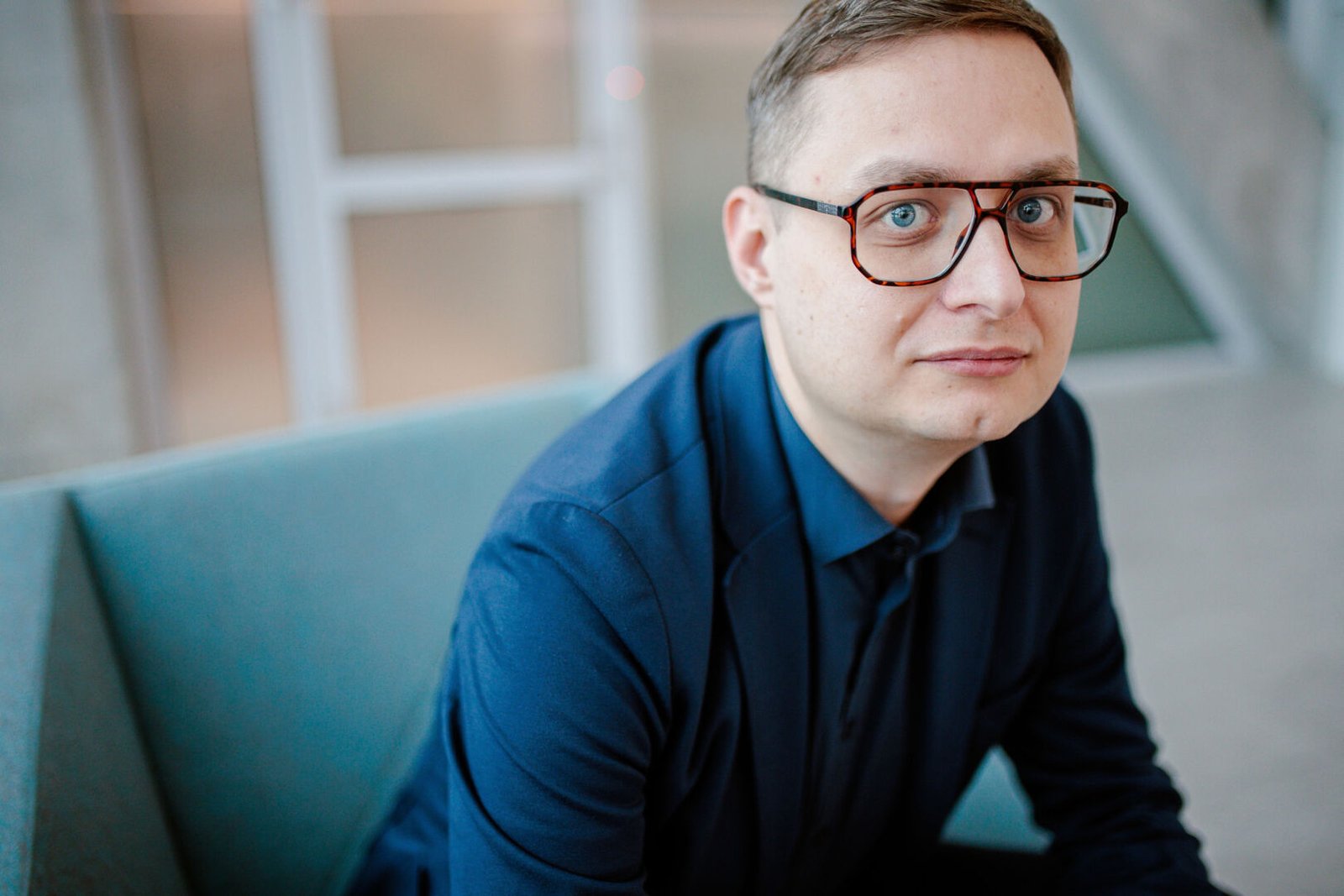 Kas penkias minutes – vis nauja sukčių ataka: dirbtinis intelektas padeda apgauti greičiau nei bet kada