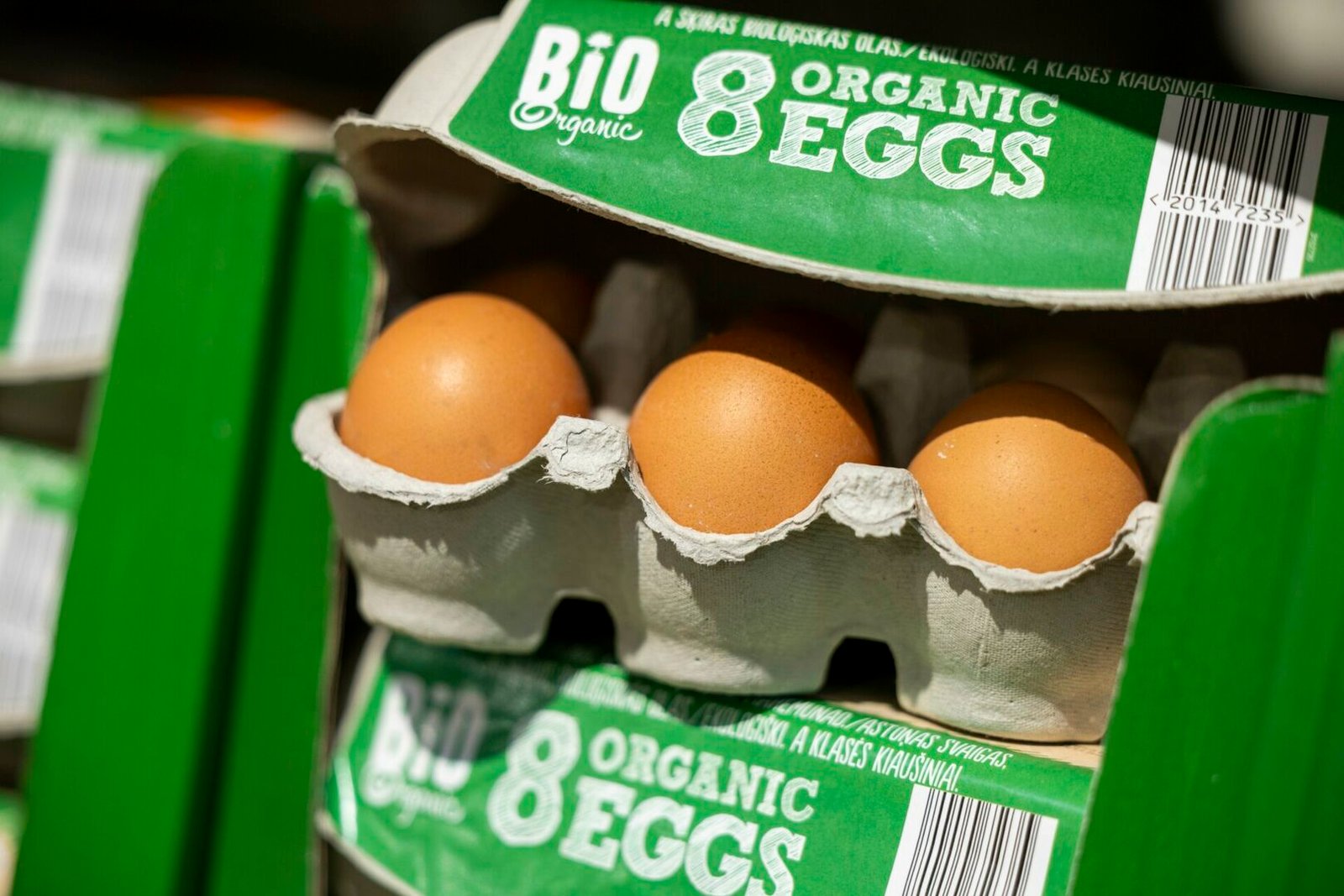 Tyrimas atskleidė – gyventojai Velykoms rinksis tvaresnius kiaušinius: pasakė, kuriai kiaušinių spalvai teikia pirmenybę bei kiek jų pirks