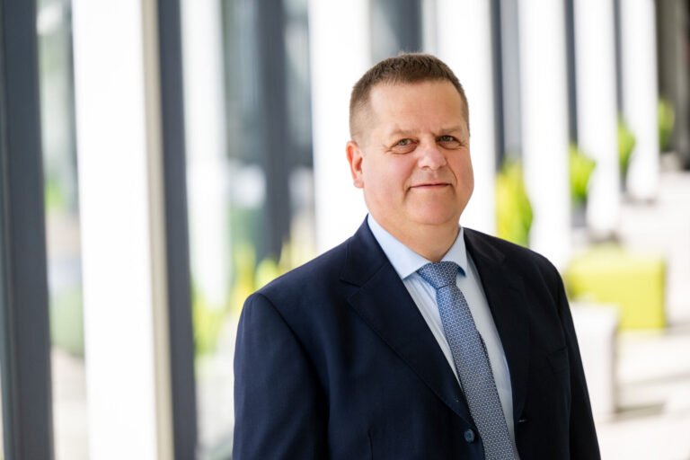 QS dalykiniame reitinge – VDU gerinamos pozicijos ir konkurencingi įvertinimai